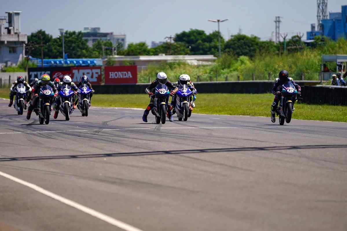 Motorcycle racing
